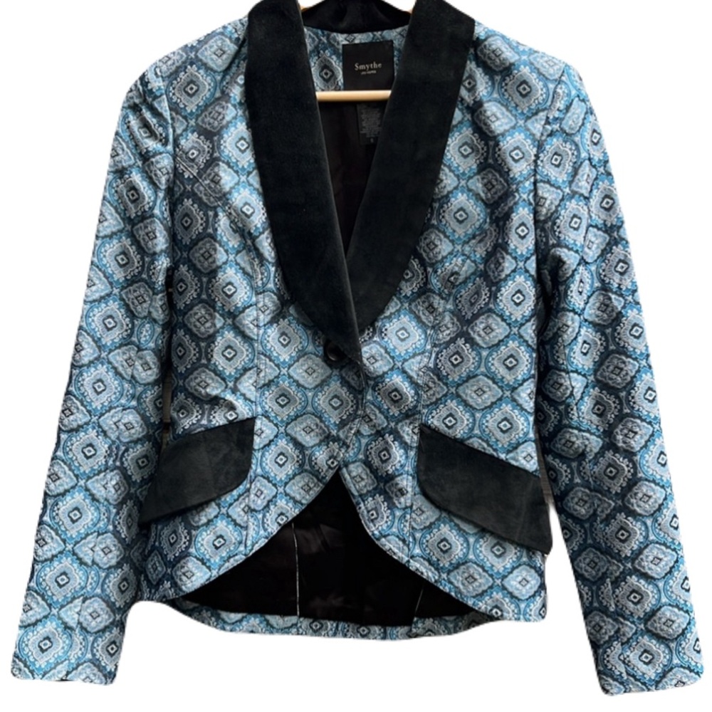 SMYTHE blue paisley patterned velvet lapel blazer, size 6
